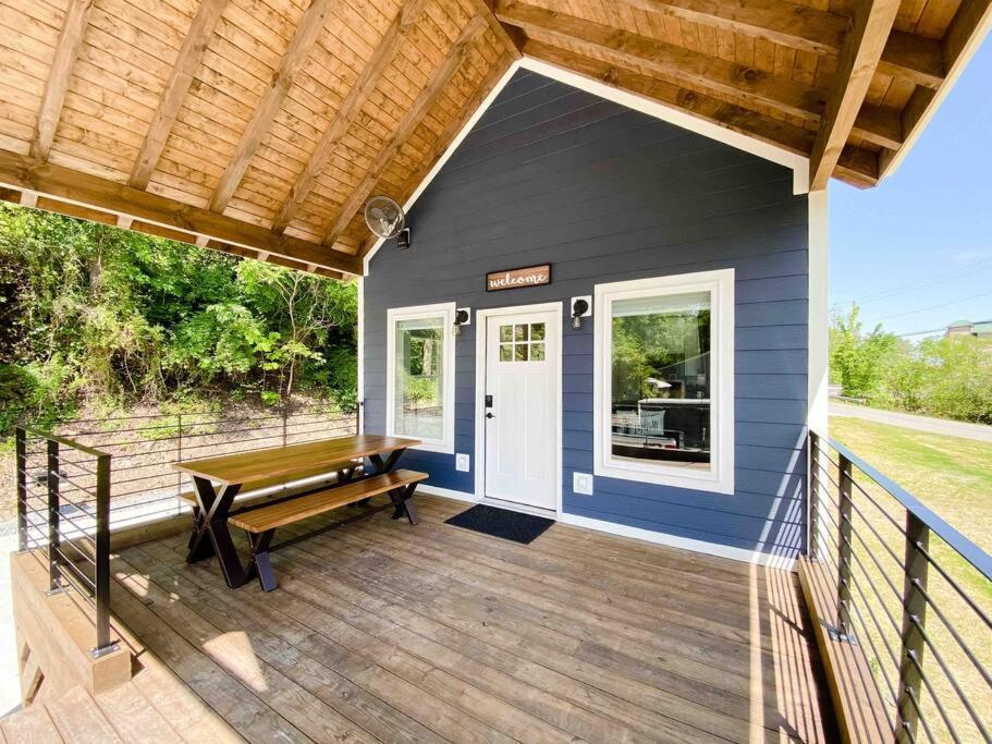 Cozy Smoky Mountain Tiny House Apartment Pigeon Forge Exterior photo